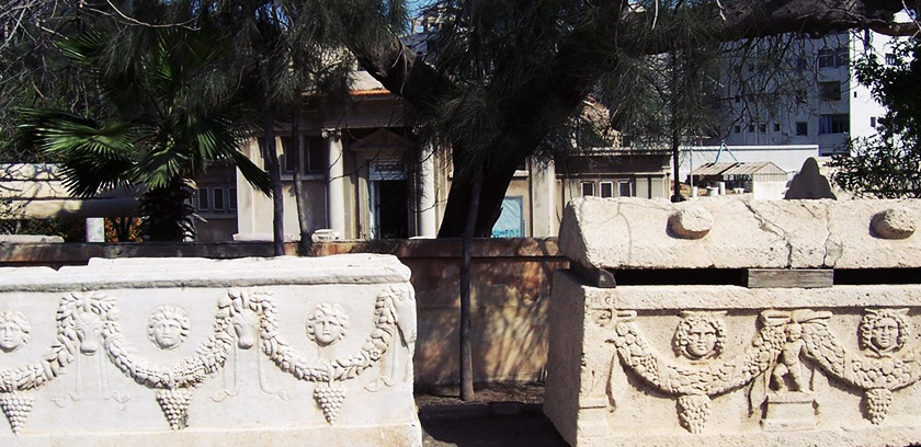 1-Catacomb-of-kom-el-shoqafa-alexandria-egypt