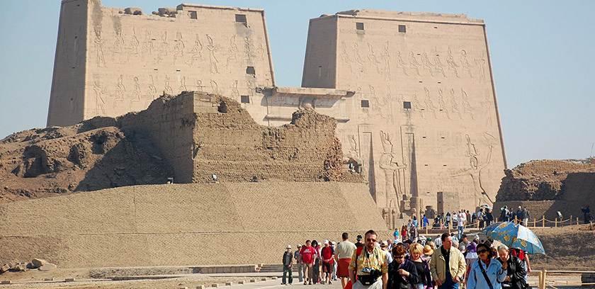 6-edfu-temple-of-falcon-horus