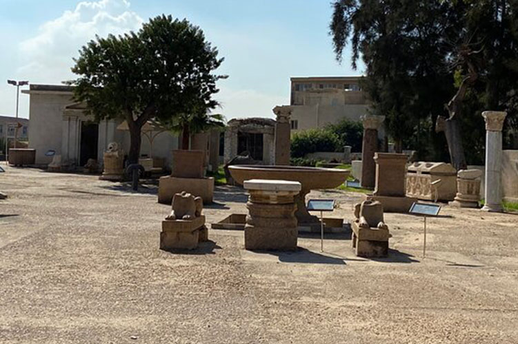 Catacombs-of-Kom-El-Shoqafa